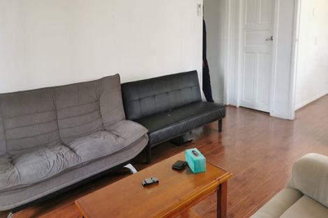 Photo of property in 10 Wattle Street, New Lynn, Auckland, 0600