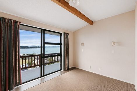 Photo of property in 87 Harbour View Road, Omokoroa, 3114