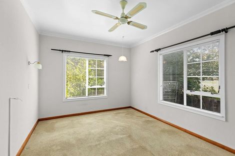 Photo of property in 1 Weraroa Road, Waverley, 4510