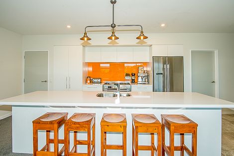 Photo of property in 13 Stowell Drive, Cromwell, 9310