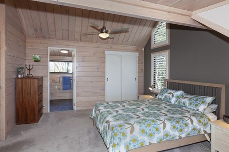 Photo of property in 5 Kohutuhutu Road, Raumati Beach, Paraparaumu, 5032