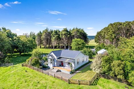 Photo of property in 260 Kaiwhaiki Road, Kaiwhaiki, Whanganui, 4575