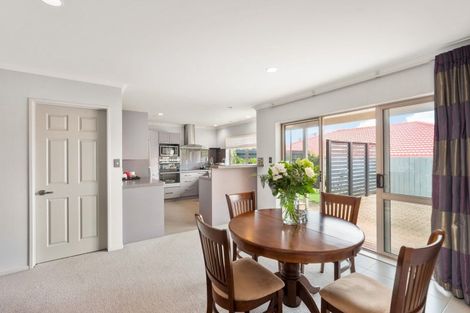 Photo of property in 3a Cobbe Place, Pomare, Rotorua, 3015