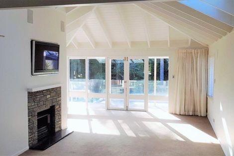 Photo of property in 36 Rewi Street, Torbay, Auckland, 0630