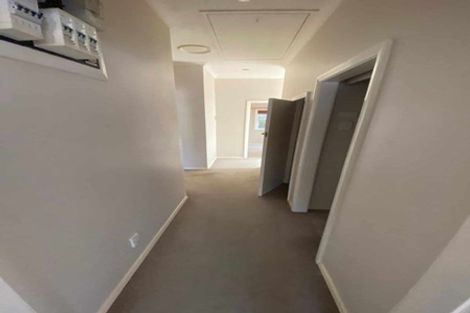 Photo of property in 22 Hampton Hill Road, Tawa, Wellington, 5028