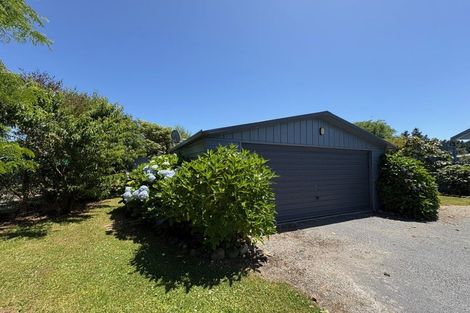 Photo of property in 38 Garth Road, Levin, 5571