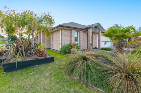 Photo of property in 1 Horokaka Place, Papamoa Beach, Papamoa, 3118