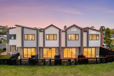 Photo of property in 24a Scarlet Drive, Ranui, Auckland, 0612