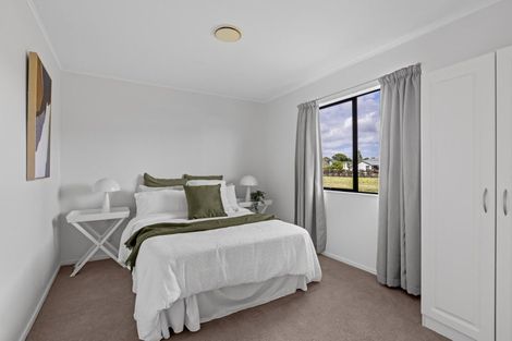 Photo of property in 966 Kahikatea Flat Road, Waitoki, Kaukapakapa, 0871