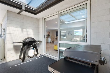 Photo of property in 69 Bert Wall Drive, Omokoroa, 3114