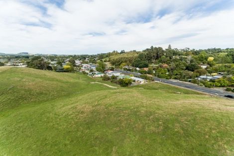 Photo of property in 39 Great North Road, Waipawa, 4210