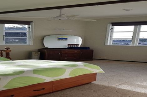 Photo of property in 32 Hunia Terrace, Himatangi Beach, Foxton, 4891