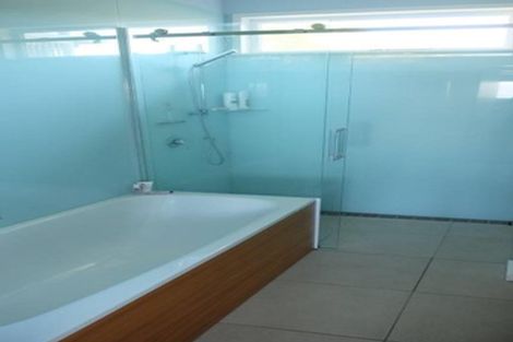 Photo of property in 69 Moana Road, Kelburn, Wellington, 6012