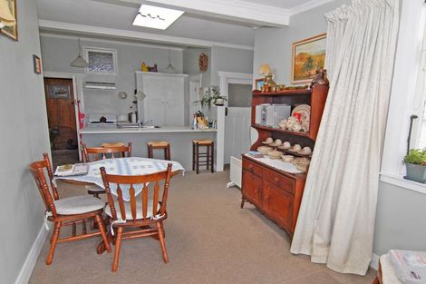 Photo of property in 31 Cambridge Terrace, Masterton, 5810