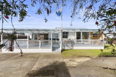 Photo of property in 118 Aberdeen Place, Whangamata, 3620