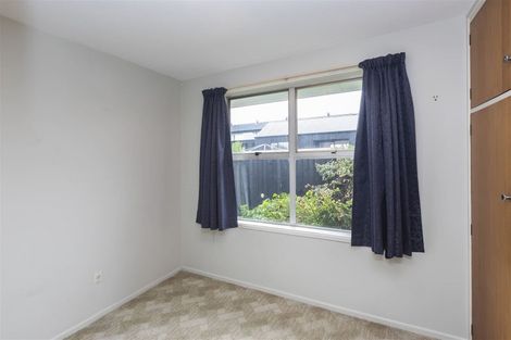 Photo of property in 2/1046 Colombo Street, St Albans, Christchurch, 8014