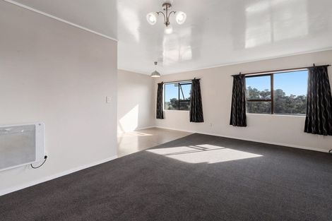 Photo of property in 1/13 Exeter Place, Unsworth Heights, Auckland, 0632