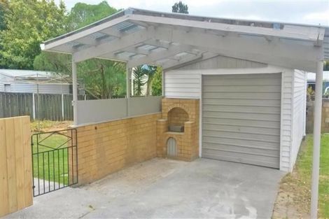 Photo of property in 15 Bittern Place, Henderson, Auckland, 0610