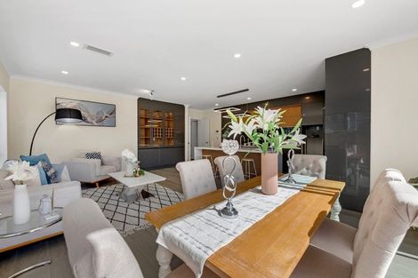Photo of property in 6 Knockanara Drive, Flat Bush, Auckland, 2019