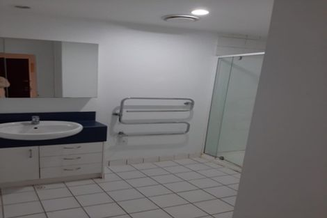 Photo of property in Terrace Heights Apartments, 5e/163 The Terrace, Wellington Central, Wellington, 6011