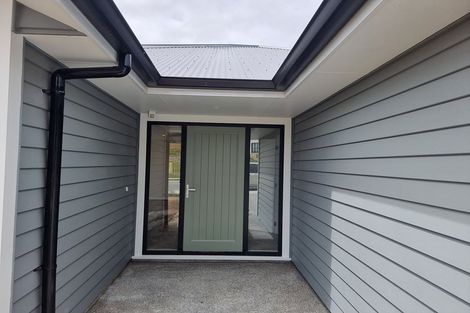 Photo of property in 74 Hokioi Drive, Kenepuru, Porirua, 5022