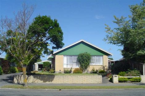 Photo of property in 14 Ashwood Street, Parklands, Christchurch, 8083