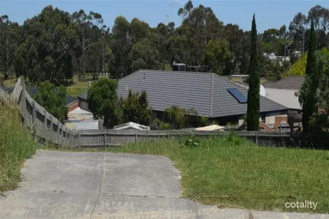 Property photo of 39 Portchester Boulevard Beaconsfield VIC 3807