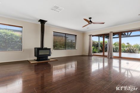 Property photo of 16 Bluegum Circuit Riddells Creek VIC 3431