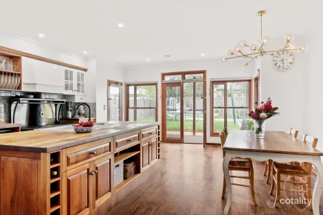 Property photo of 11 Busby Street O'Connor ACT 2602