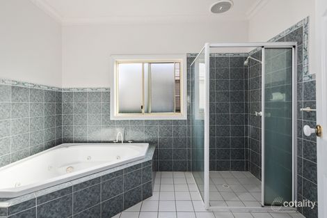 Property photo of 7 Stephanie Avenue Warilla NSW 2528