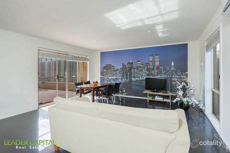 Property photo of 305 Anthony Rolfe Avenue Gungahlin ACT 2912