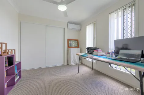 Property photo of 23 Cornforth Crescent Kirkwood QLD 4680