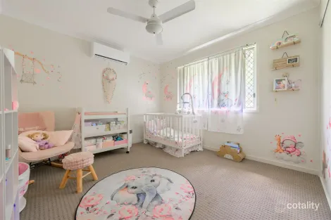 Property photo of 23 Cornforth Crescent Kirkwood QLD 4680