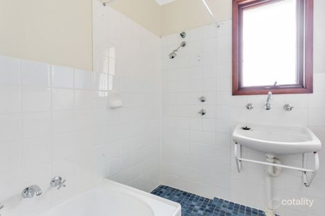 Property photo of 8 Arnhem Crescent Hackham West SA 5163