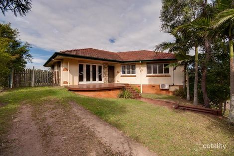 43 Dunedoo St, Stafford, QLD 4053