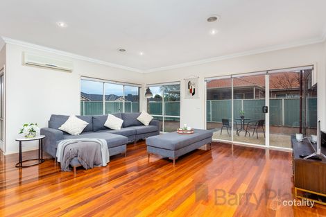 Property photo of 1 Brampton Close Point Cook VIC 3030