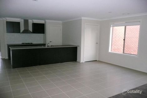 Property photo of 24 Dewar Crescent Maddingley VIC 3340