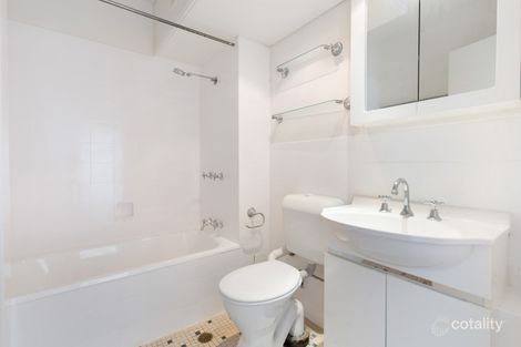 Property photo of 8A/119 Leichhardt Street Spring Hill QLD 4000