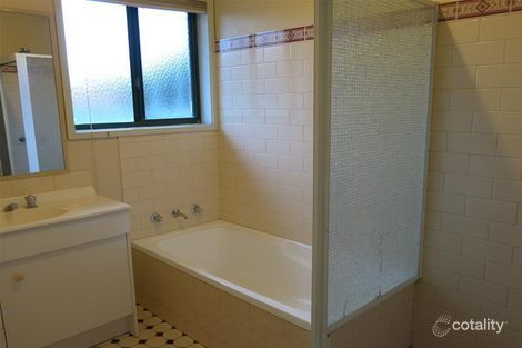 Property photo of 2/13 Bulolo Street Ashmont NSW 2650