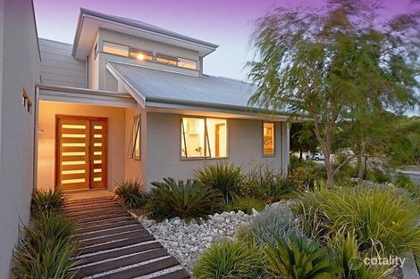 Property photo of 39 Raleigh Road Sorrento WA 6020