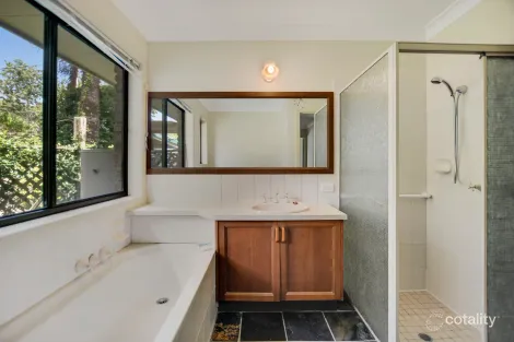 Property photo of 7 Emerald Court Mapleton QLD 4560