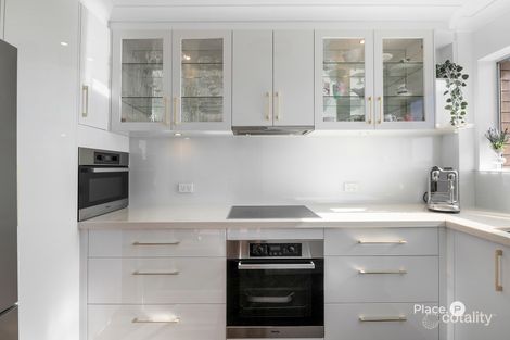Property photo of 4/45 Derby Street Coorparoo QLD 4151