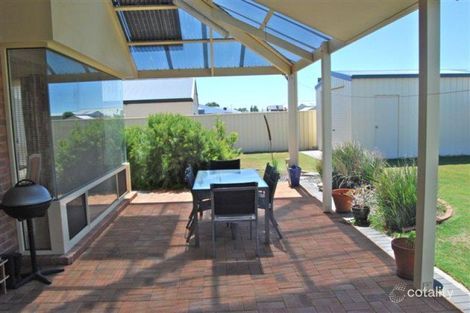 Property photo of 15 Peter McQueen Avenue Robe SA 5276