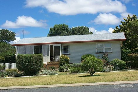 212 Pratten St, Warwick, QLD 4370