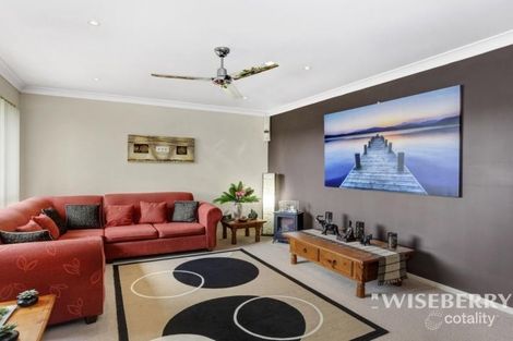 Property photo of 15 Anembo Avenue Summerland Point NSW 2259