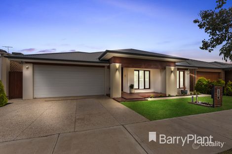 Property photo of 23 Holyoake Parade Manor Lakes VIC 3024
