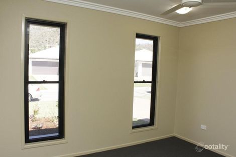 Property photo of 53 Fremont Street Mount Low QLD 4818