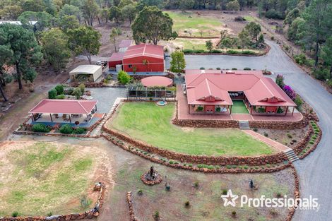 3 Strapper Rd, Bedfordale, WA 6112
