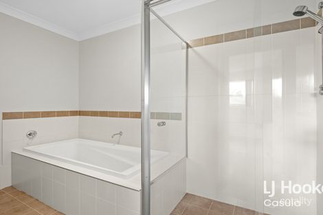 Property photo of 14 Callinan Crescent Bardia NSW 2565