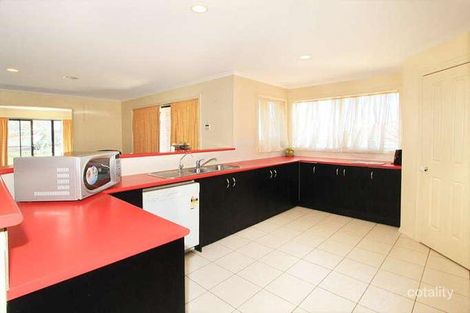 Property photo of 46 Silvertop Close Wallan VIC 3756